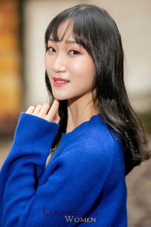 187231 - Qinyi Age: 25 - China