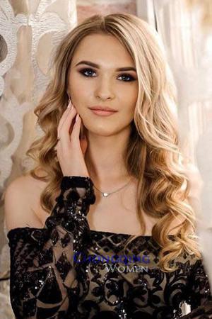 202765 - Yuliya Age: 18 - Russia