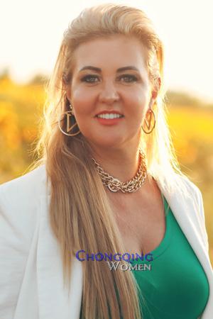 205570 - Elena Age: 47 - Ukraine