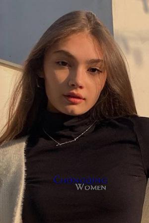 205821 - Ekaterina Age: 20 - Russia