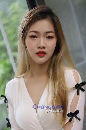 211607 - Yiman Age: 24 - China