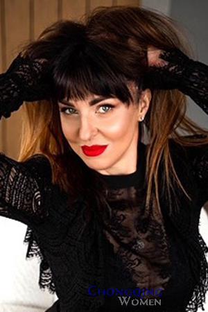 221685 - Viktoriia Age: 47 - Ukraine