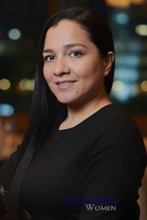 225204 - Yamile Age: 36 - Colombia