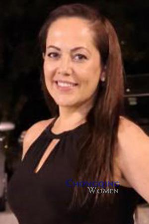 227131 - Hazel Age: 48 - Costa Rica