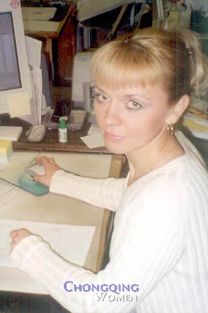 65425 - Elena Age: 30 - Russia