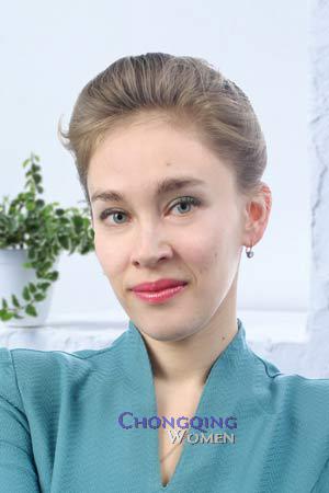 78620 - Svetlana Age: 34 - Russia