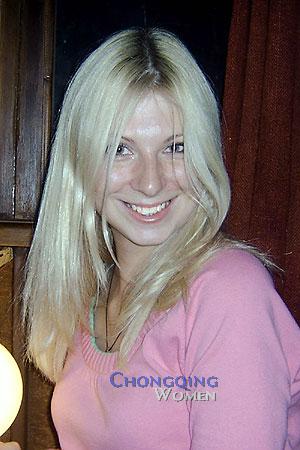 80429 - Elena Age: 26 - Russia