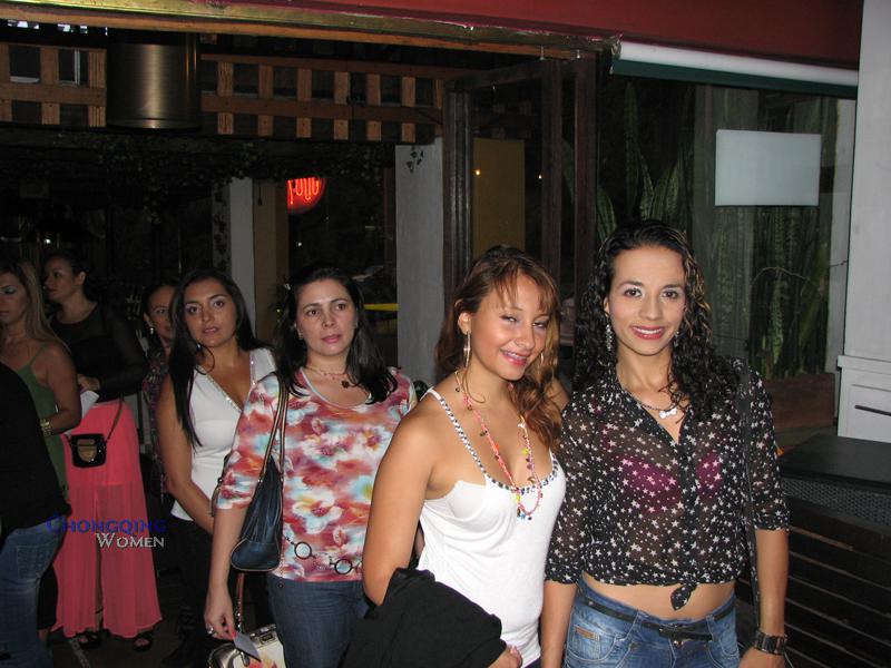 medellin-women-23