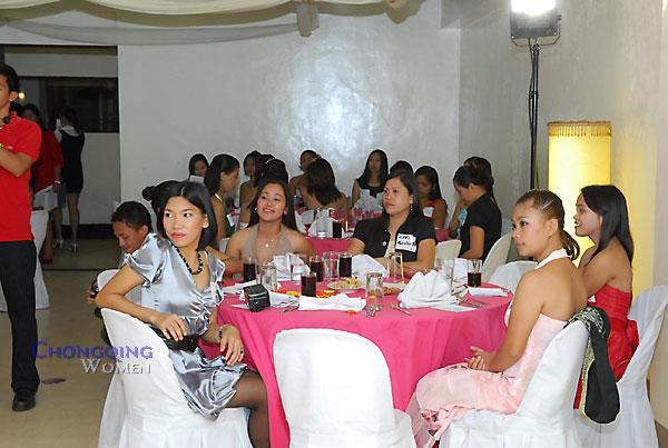 young-filipino-women-001