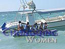 cartagena-women-boat-1104-41